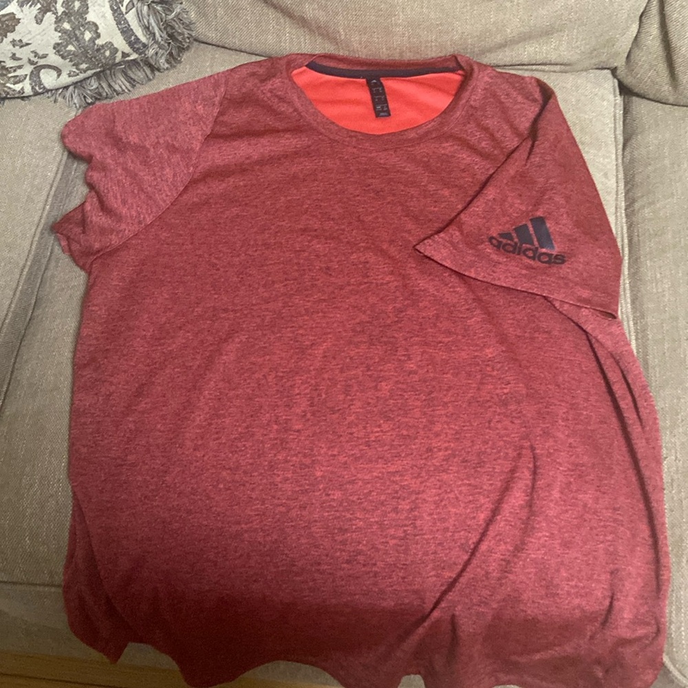 Men’s adidas shirt sleeve shirt size large